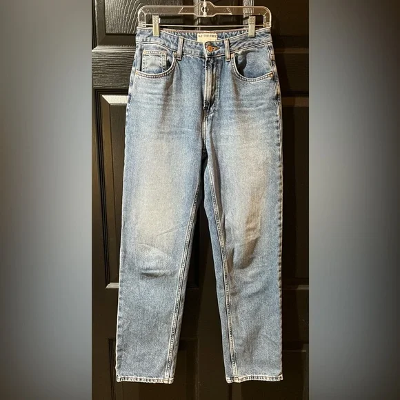 Free Peoplw We The Free The Pacifica High Rise Slim Straight Leg Jeans - Picture 4 of 12